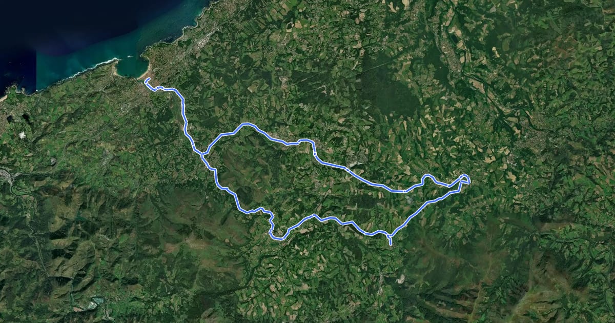 Маршрут La route des contrebandiers на спутниковом снимке
