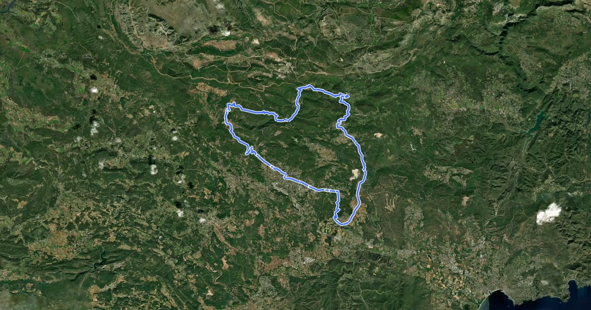 Маршрут La Route des gorges на спутниковом снимке