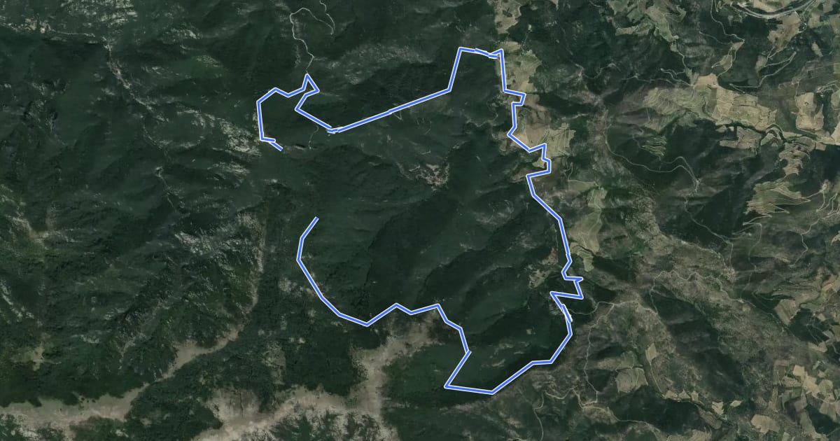 Маршрут La Tour Massane par le Chemin de l'Eau на спутниковом снимке
