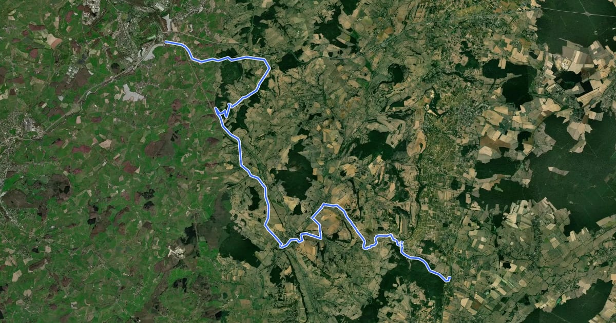 Маршрут La Véloroute de Montchanin à Saint-Boil на спутниковом снимке