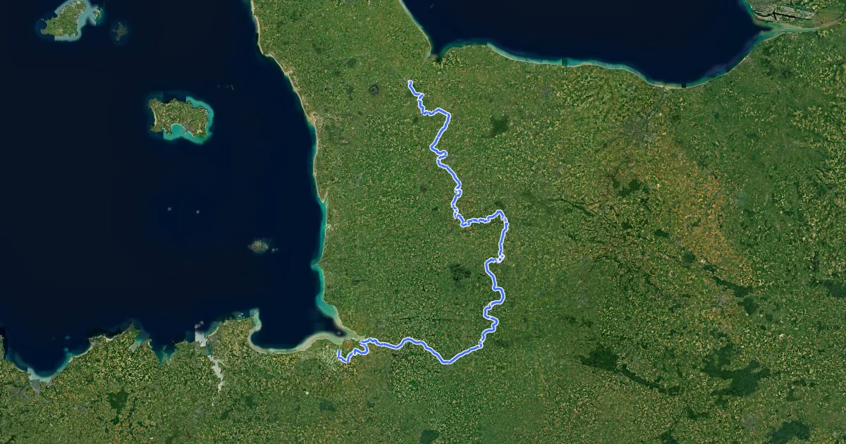 Маршрут La VéloWestNormandy: des Plages du Débarquement au Mont-Saint-Michel на спутниковом снимке