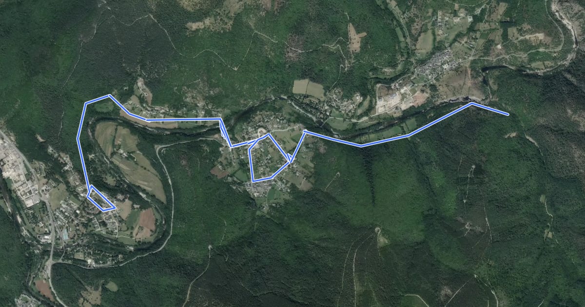 Маршрут La vallée du Tarn на спутниковом снимке