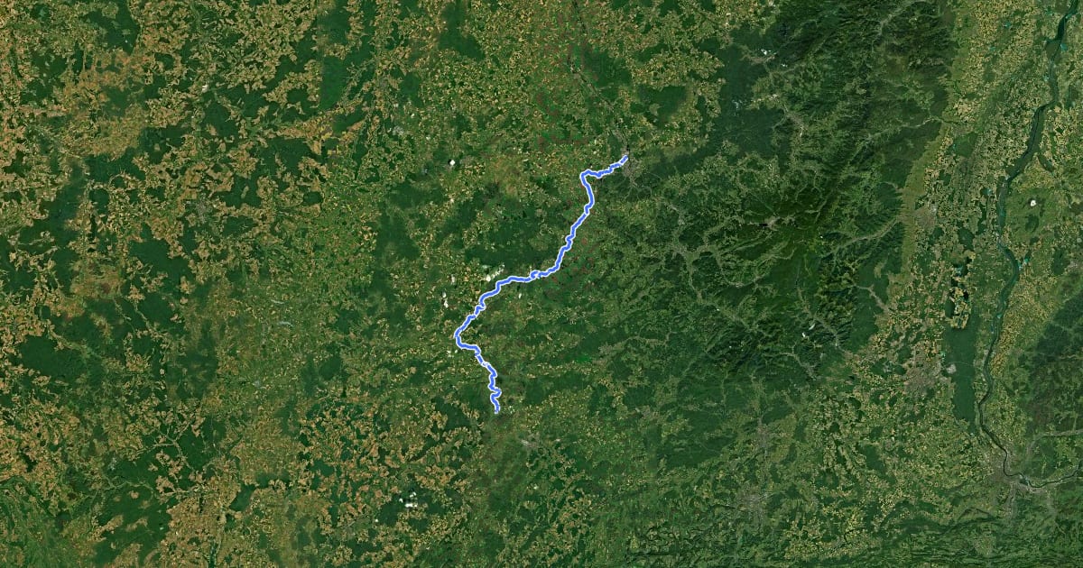 Маршрут La Voie Bleue, Moselle-Saône à vélo - Golbey > Port-sur-Saône на спутниковом снимке