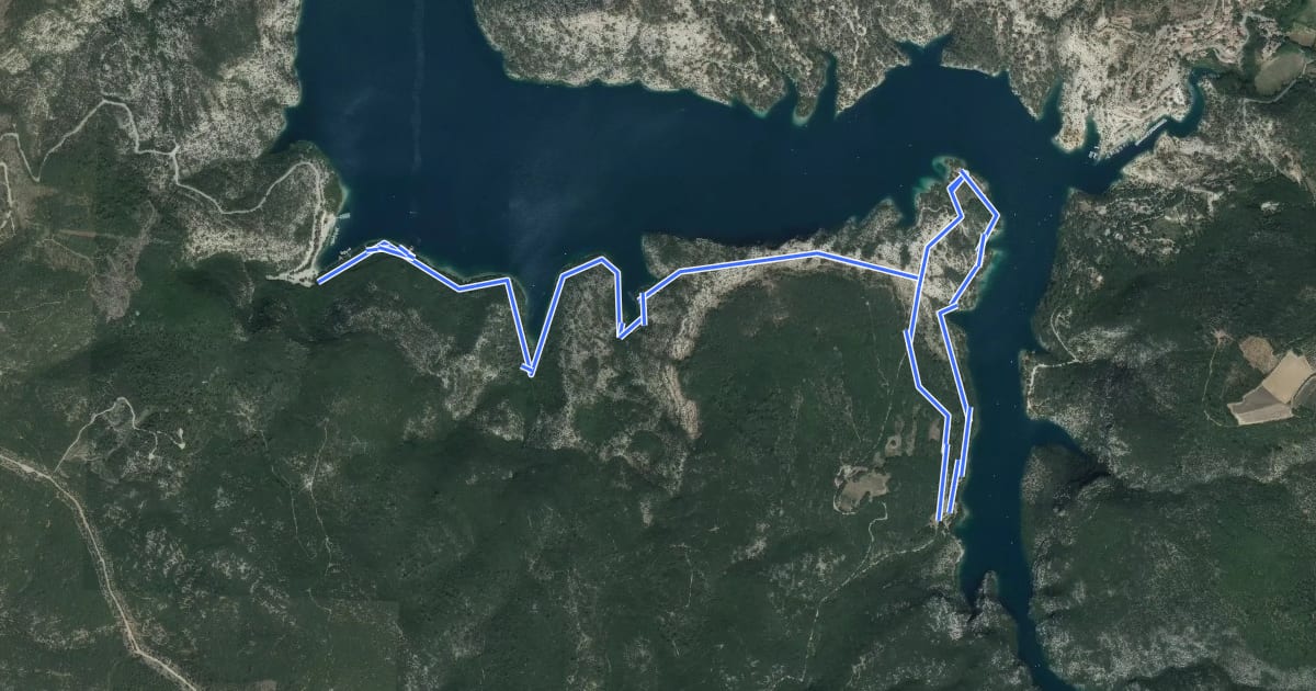 Маршрут Lac d'Esparron-de-Verdon - le Quartier на спутниковом снимке