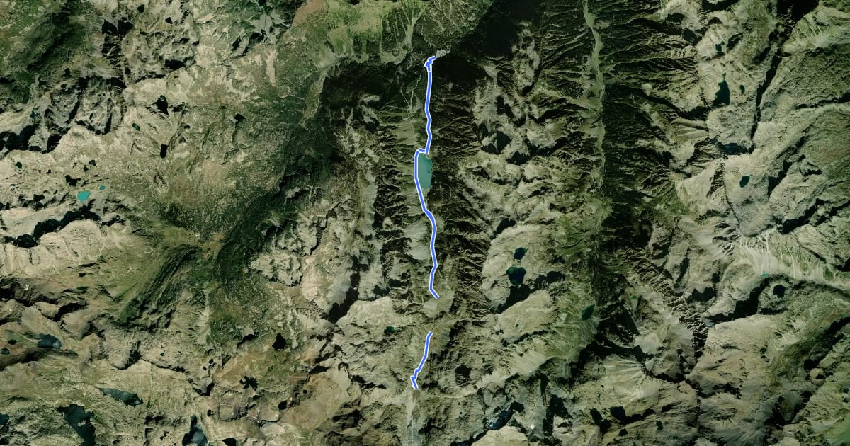 Маршрут Lac de Gaube et refuge des Oulettes de Gaube на спутниковом снимке