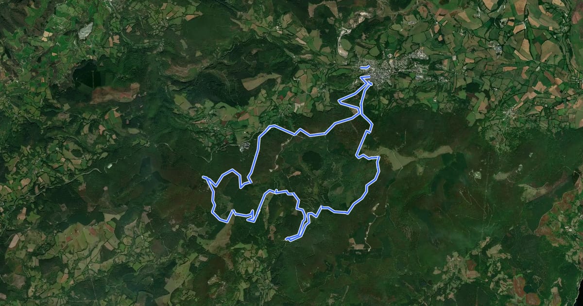 Маршрут lacaune VTT 05 noir на спутниковом снимке