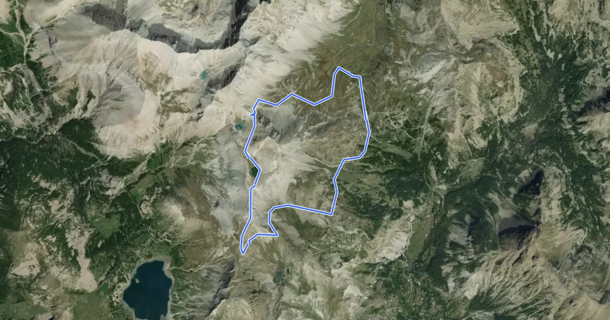 Маршрут Lacs de la Cayolle на спутниковом снимке