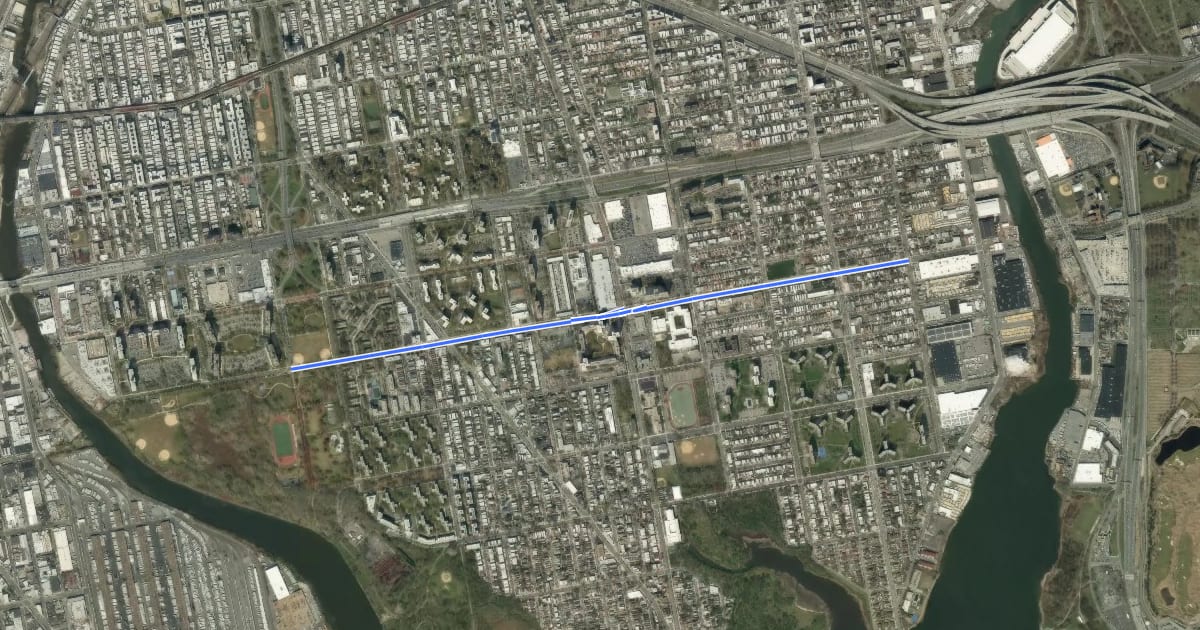 Маршрут Lafayette Avenue на спутниковом снимке