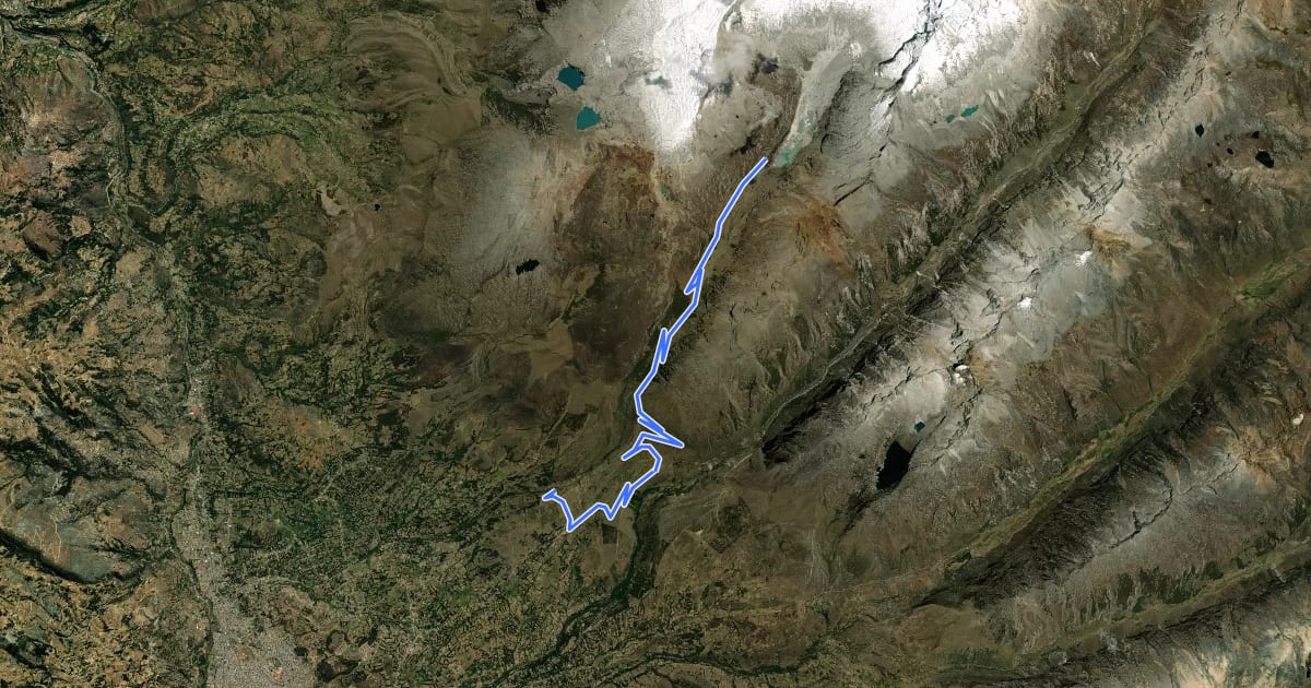 Маршрут Lag. Llaca Trek на спутниковом снимке