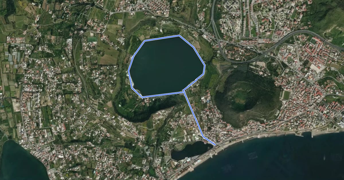 Маршрут Lago d'Averno на спутниковом снимке