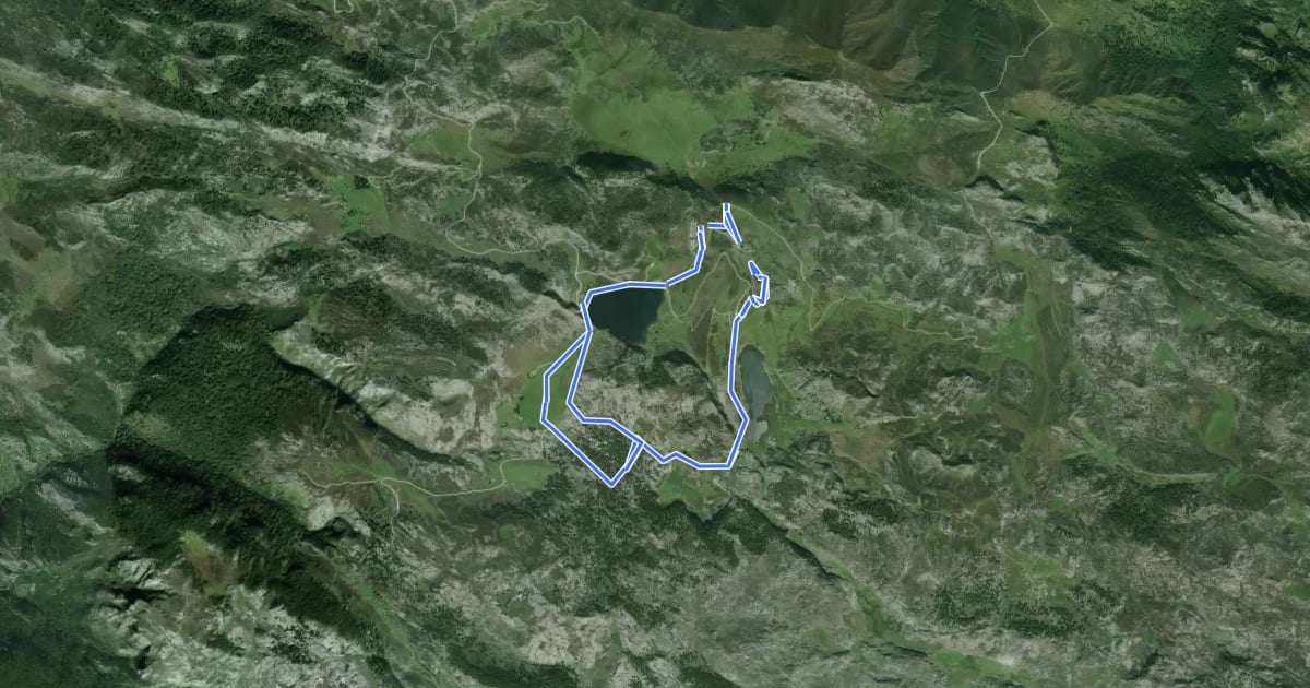 Маршрут Lagos de Covadonga на спутниковом снимке
