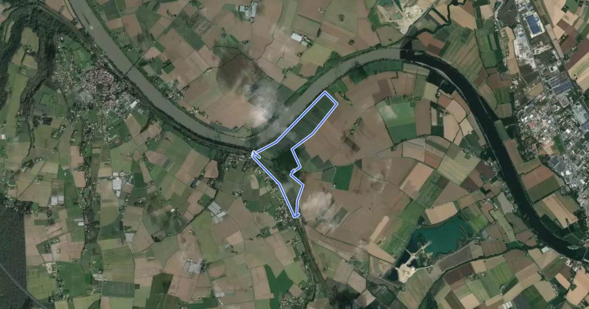 Маршрут Lagruère, balade entre la Garonne et son Canal - 5.1 km на спутниковом снимке