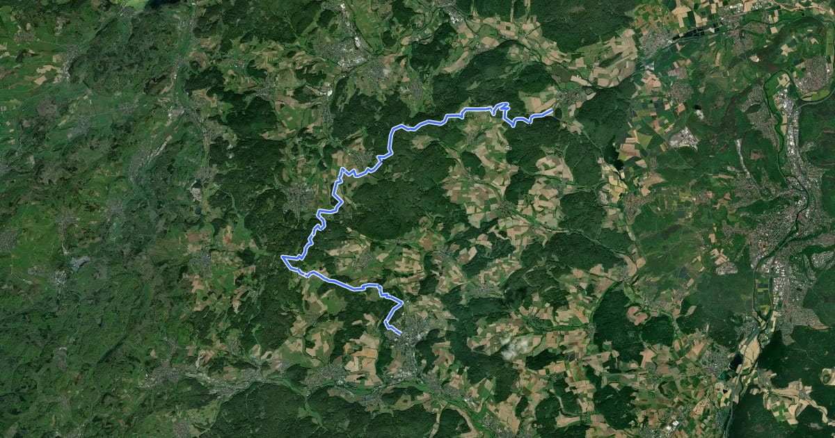Маршрут Lahn-Dill-Bergland-Pfad Etappe 4 Gladenbach - Caldern на спутниковом снимке