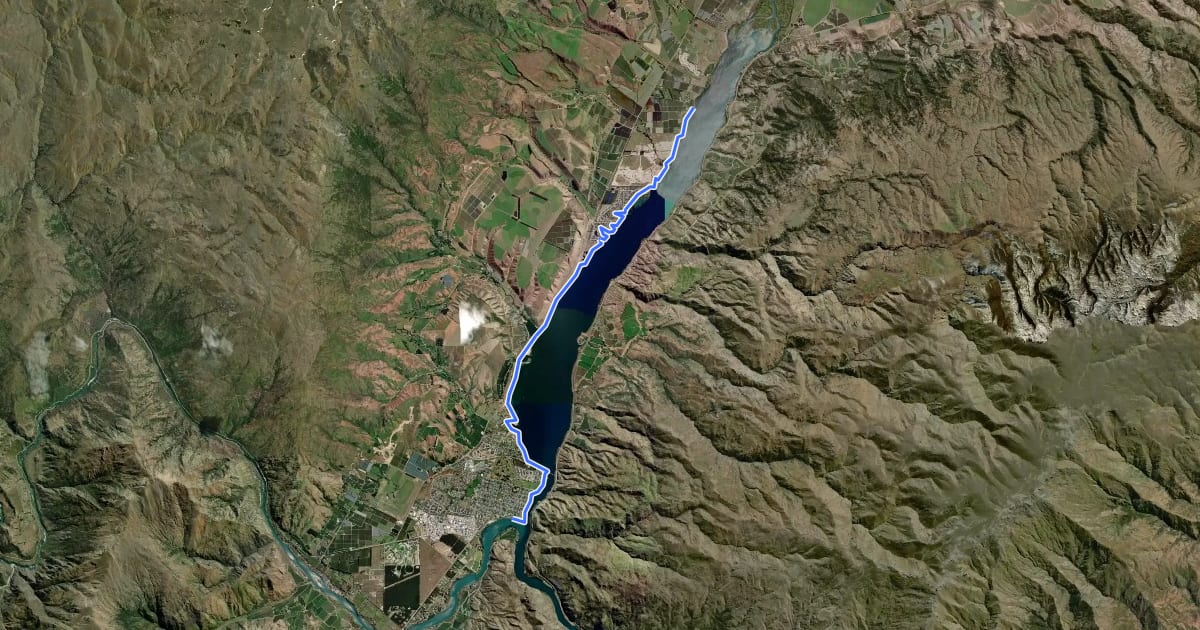 Маршрут Lake Dunstan Cycle Trail - Smiths Road to Cromwell Heritage Precinct на спутниковом снимке