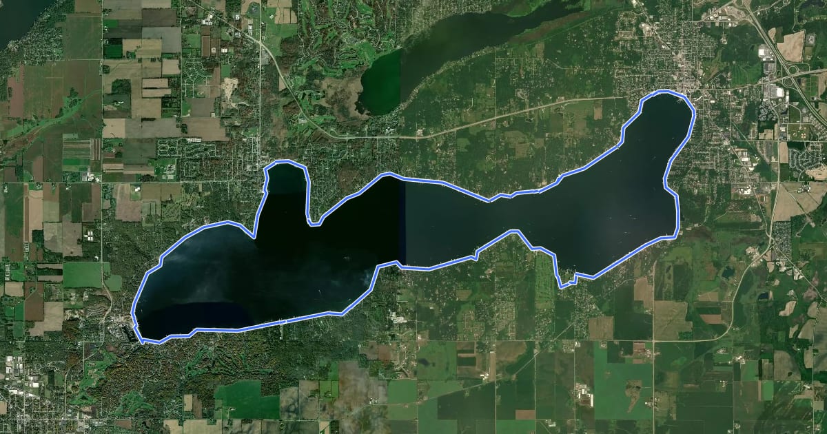 Маршрут Lake Geneva Shore Path на спутниковом снимке