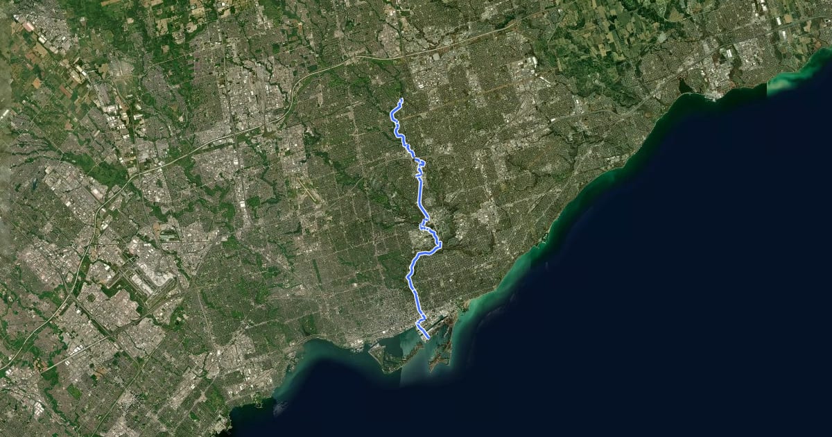 Маршрут Lake to Lake Cycling Route and Walking Trail (Toronto) на спутниковом снимке