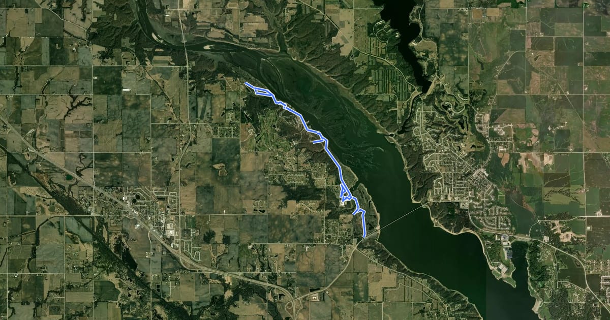 Маршрут Lakeshore Trail на спутниковом снимке