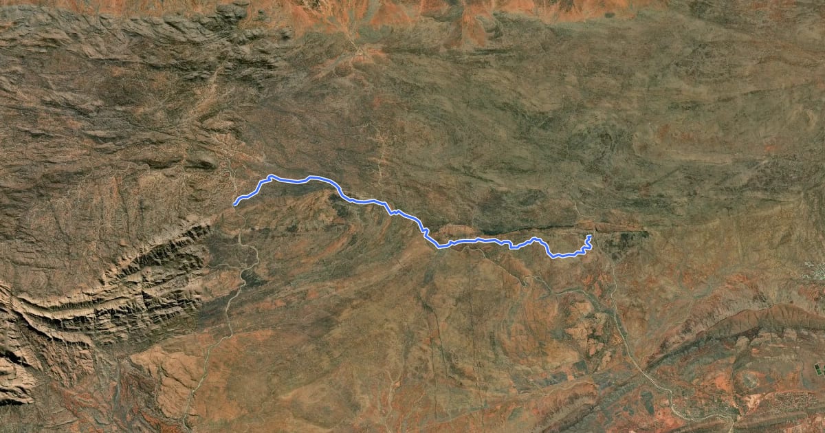 Маршрут Larapinta Trail Section 2 на спутниковом снимке