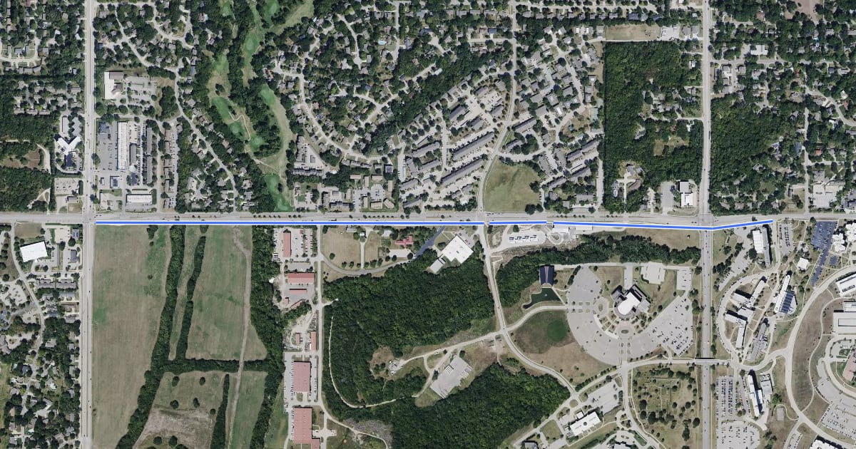 Маршрут Lawrence Bicycle Route Bob Billings Parkway Shared Path на спутниковом снимке
