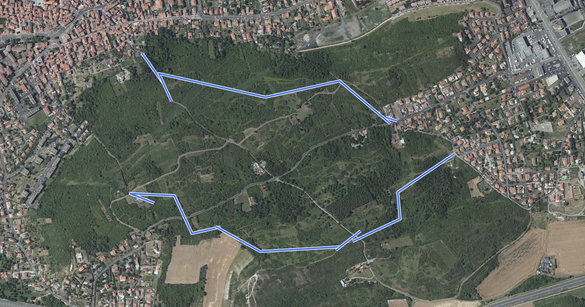 Маршрут Le chemin des orchys на спутниковом снимке