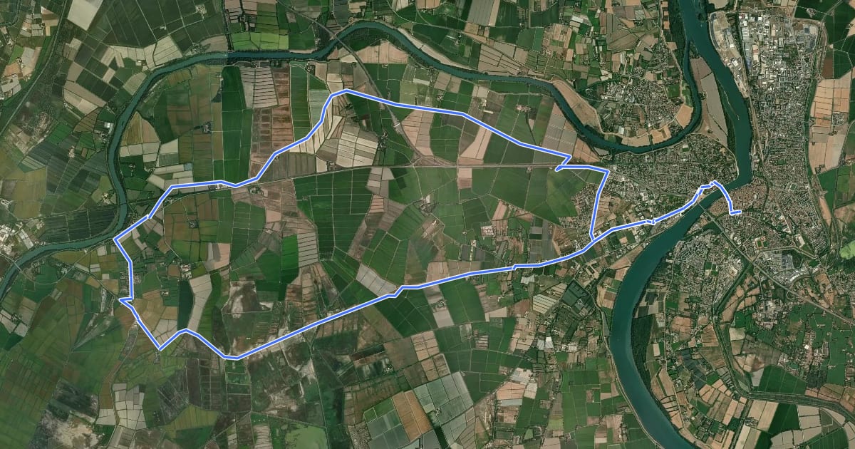 Маршрут Le chemin des taureaux et de la vigne на спутниковом снимке