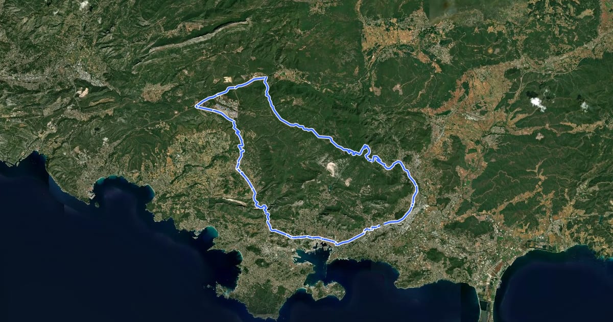 Маршрут Le massif Siou Blanc на спутниковом снимке