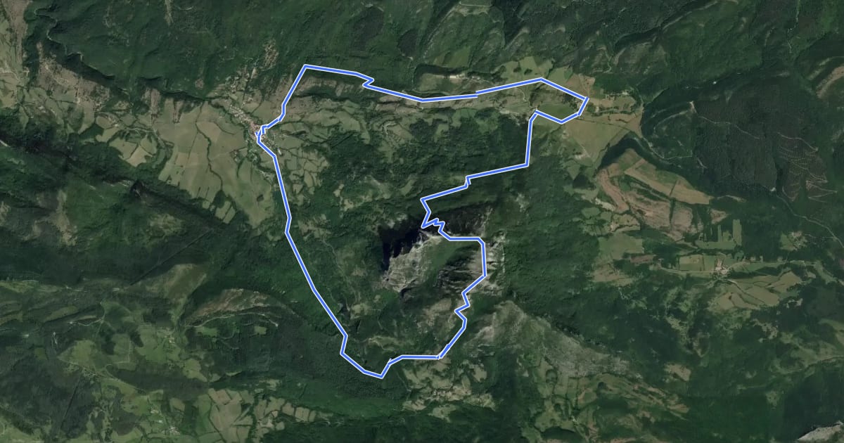 Маршрут Le Pech de Bugarach на спутниковом снимке