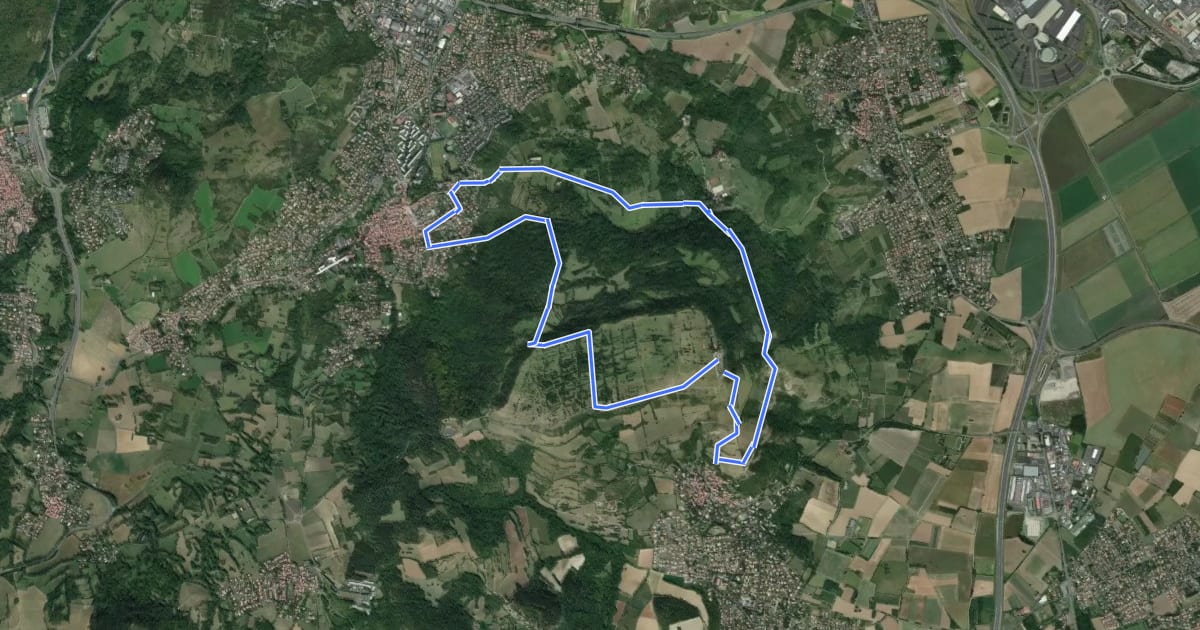 Маршрут Le Plateau de Gergovie на спутниковом снимке