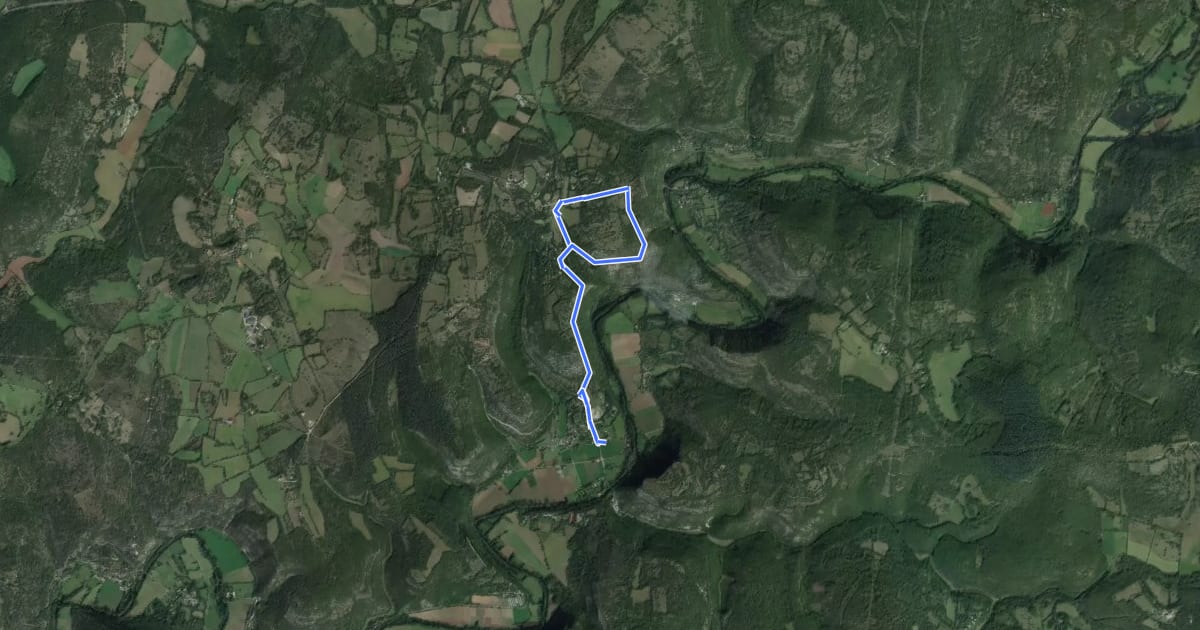 Маршрут Le sentier des falaises на спутниковом снимке