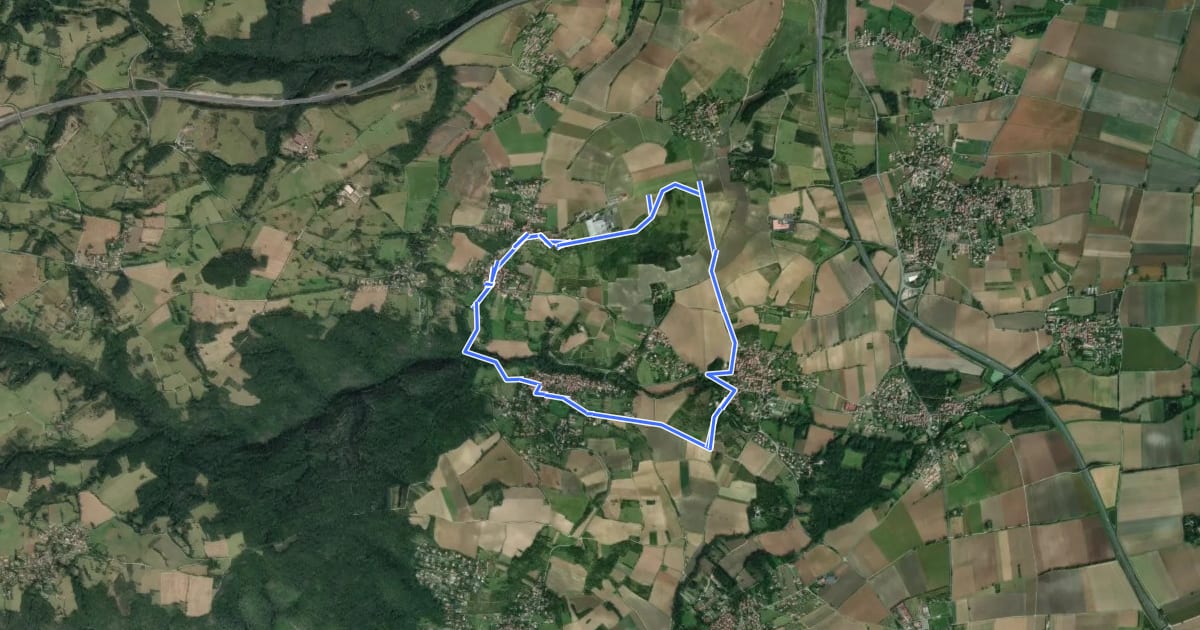 Маршрут Le Sentier des Trois Clochers на спутниковом снимке