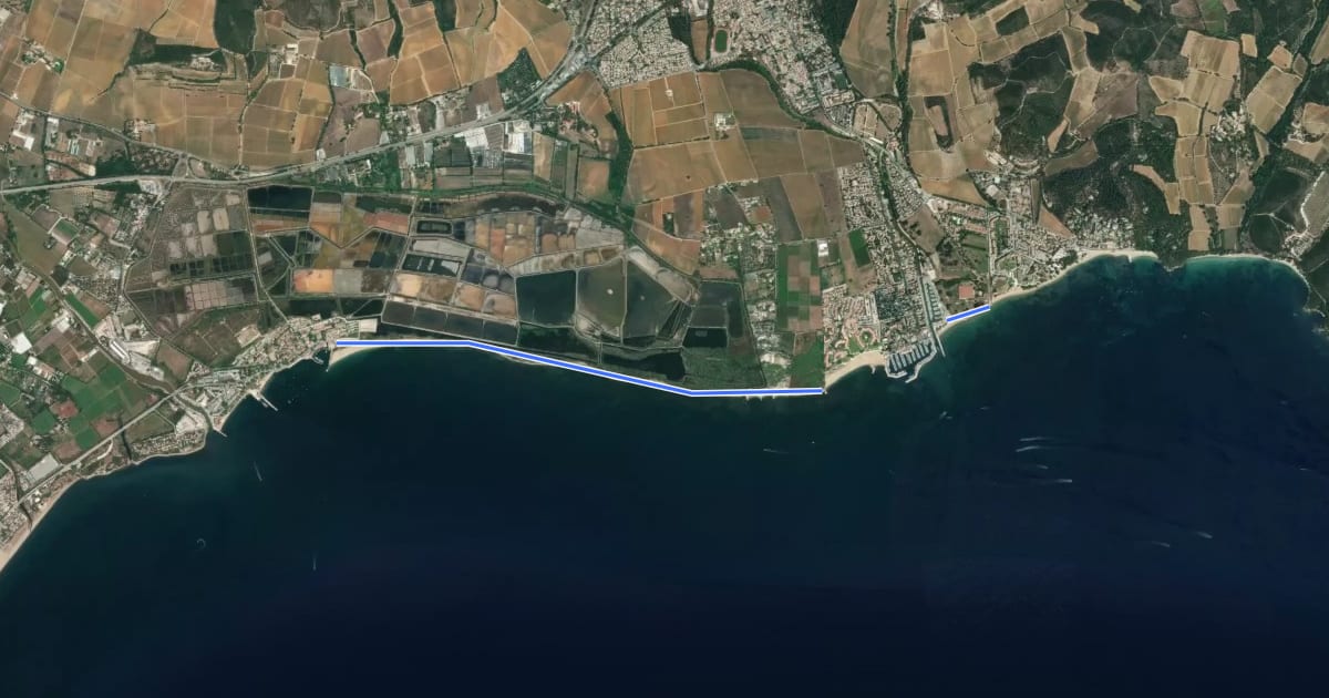 Маршрут Le sentier du Littoral – Salins Hyeres на спутниковом снимке