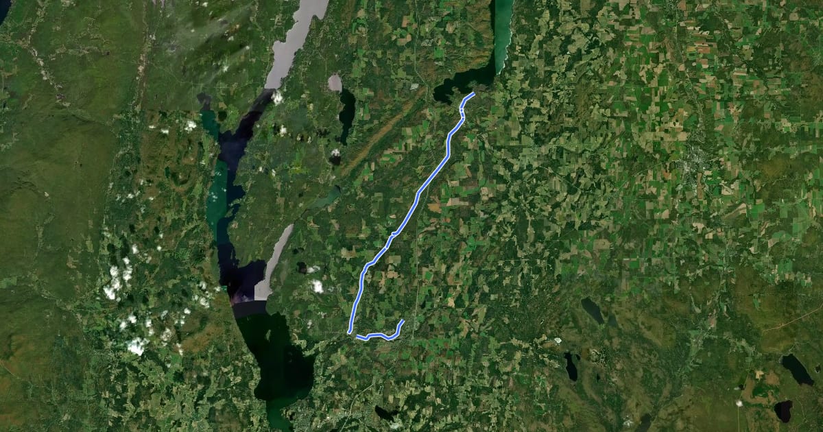 Маршрут Le Sentier Nature Tomifobia на спутниковом снимке