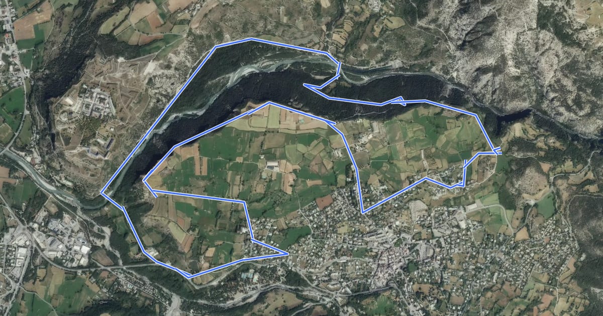 Маршрут Le Tour de Guillestre на спутниковом снимке