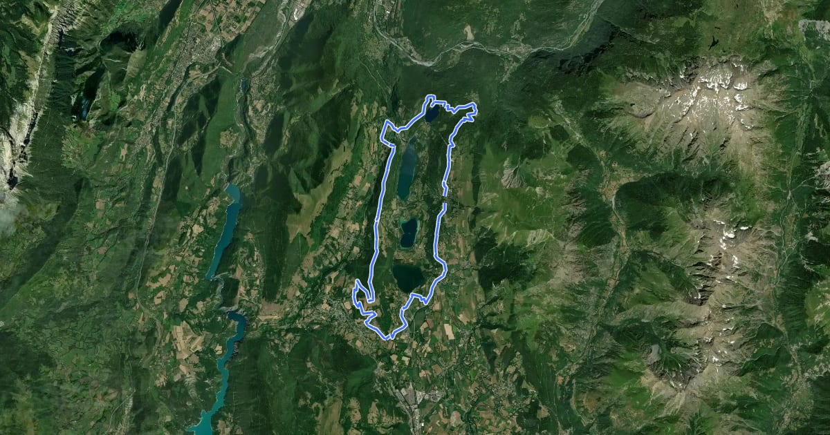 Маршрут Le tour des Lacs на спутниковом снимке
