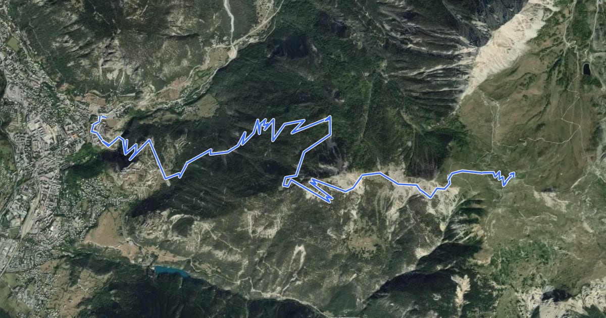 Маршрут Le Tour du Fort de l'Infernet на спутниковом снимке