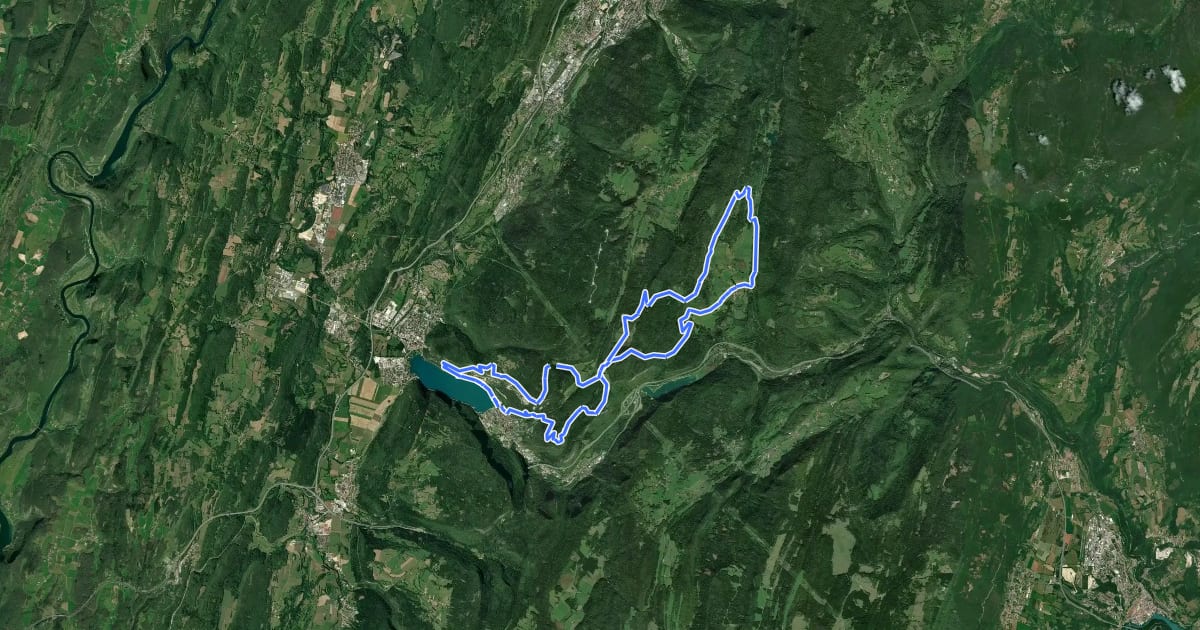 Маршрут Le Tour du Plateau 6 на спутниковом снимке