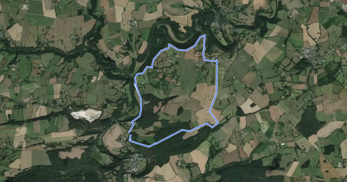 Маршрут Le Val - Circuit n°6 - Base VTT FFC du Gasseau на спутниковом снимке