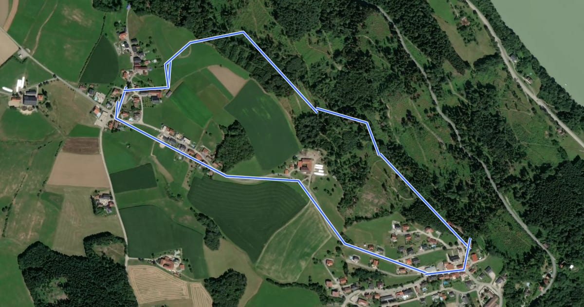 Маршрут Leitenbauerhügelweg на спутниковом снимке