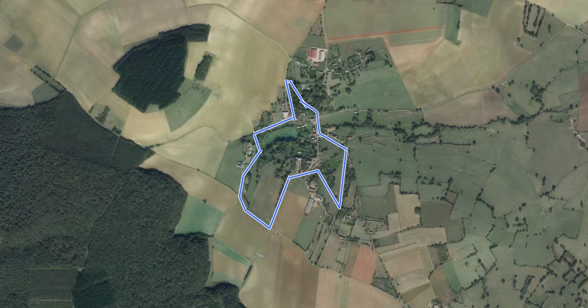 Маршрут Les Châteaux d'Arthel на спутниковом снимке