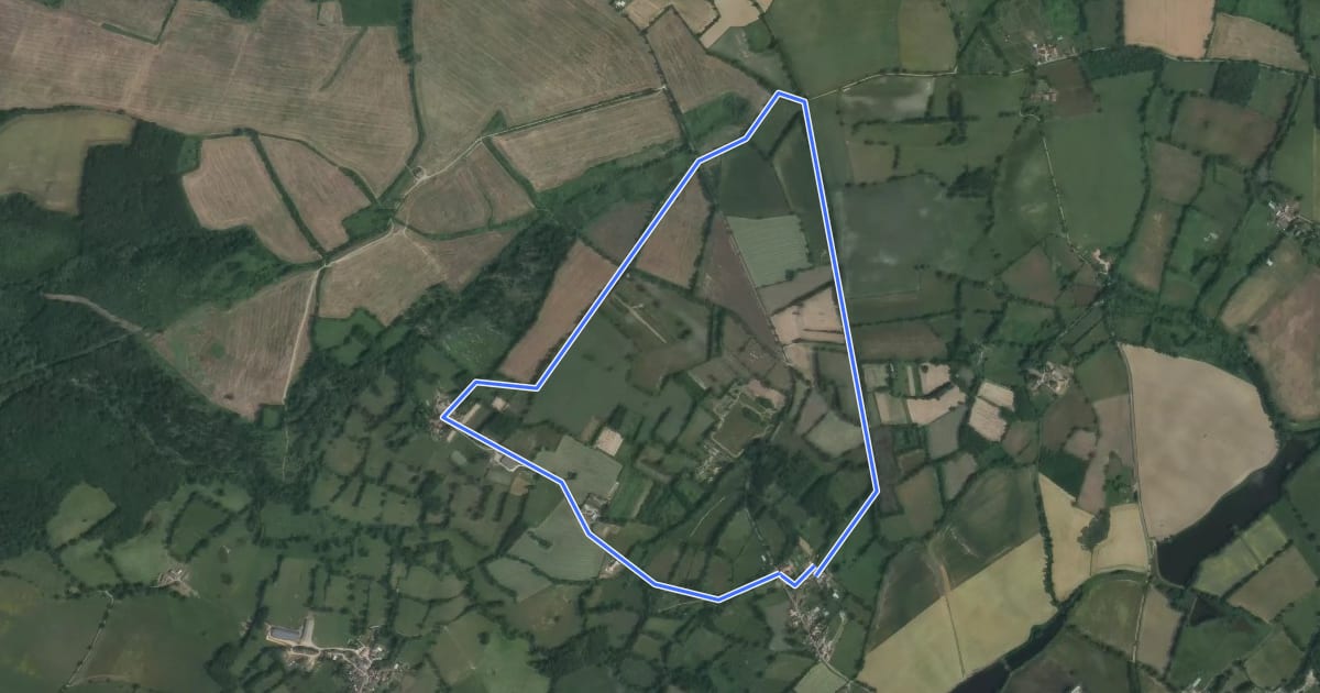 Маршрут Les Chaumes du Chapître - circuit n°7 на спутниковом снимке