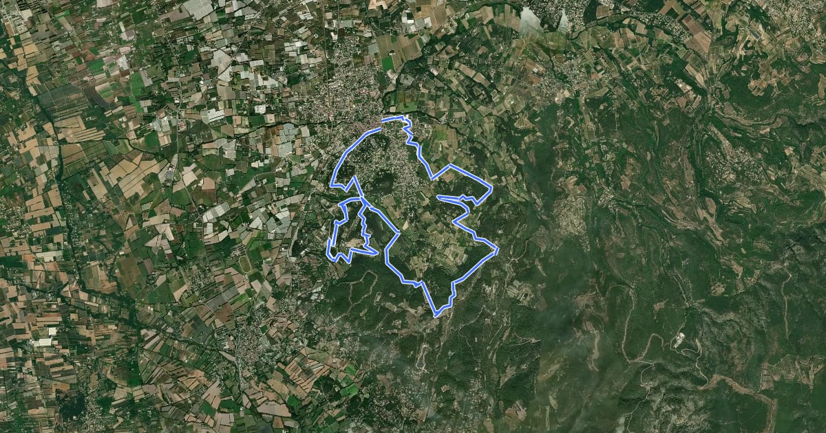 Маршрут Les contreforts des Monts-de-Vaucluse à Pernes-Les-Fontaines на спутниковом снимке