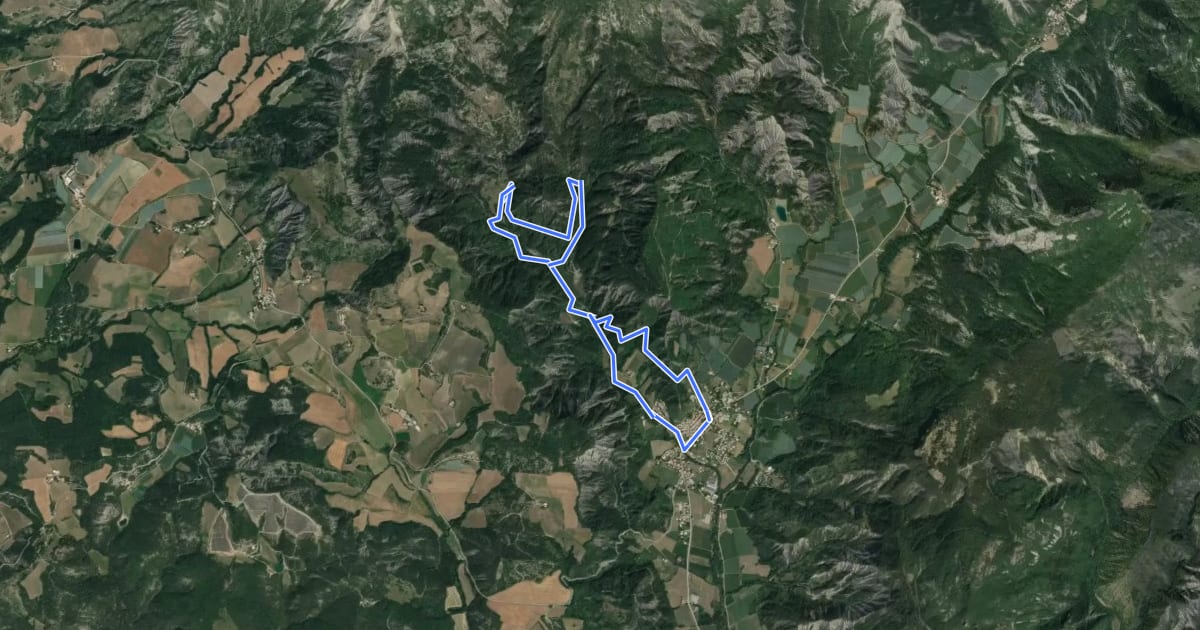 Маршрут Les marais du Saignon на спутниковом снимке