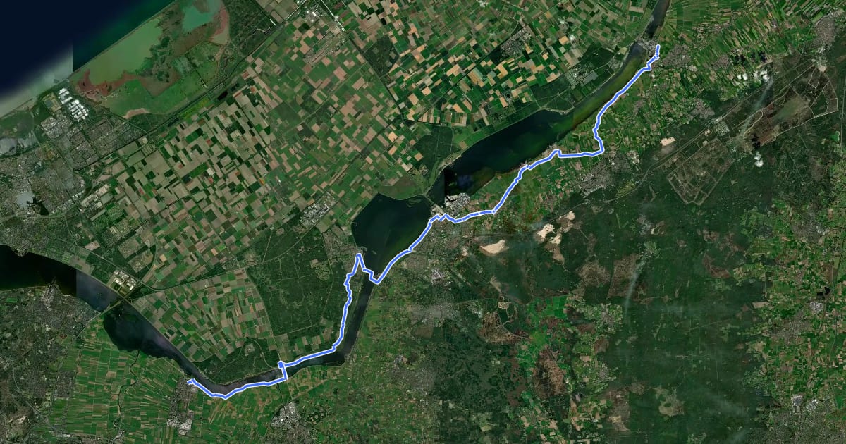 Маршрут LF Zuiderzeeroute - 07 - Elburg - Spakenburg на спутниковом снимке