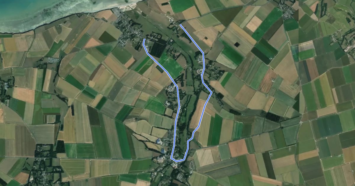 Маршрут Liason EV4 Le Bourg-Dun на спутниковом снимке