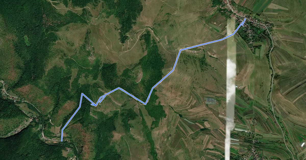 Маршрут Liteni - Cetatea Lita - Moara de Pădure (La Poruț) на спутниковом снимке