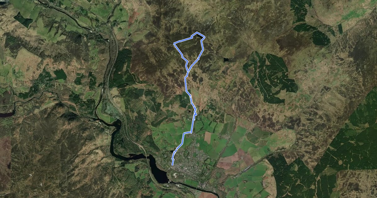 Маршрут Loch A Choire Route на спутниковом снимке