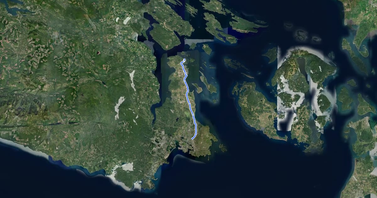 Маршрут Lochside Regional Trail на спутниковом снимке