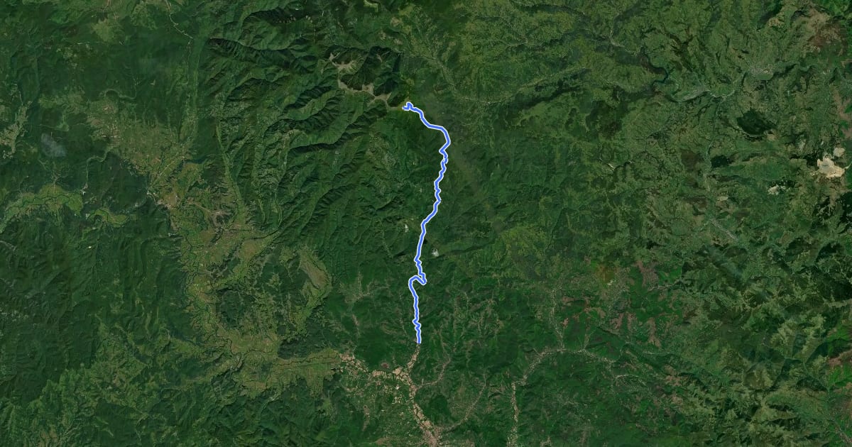 Маршрут locul Între Ape - sat Tomnatec - Muntele Găina Cruce на спутниковом снимке
