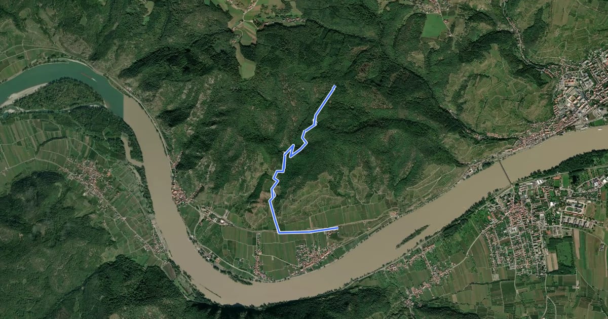 Маршрут Loibner Holzweg zur Kreuzung Hengelwand (blau) на спутниковом снимке