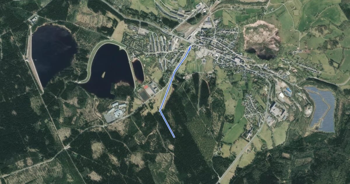Маршрут Loipenanschluss Altenberg Ortsmitte на спутниковом снимке